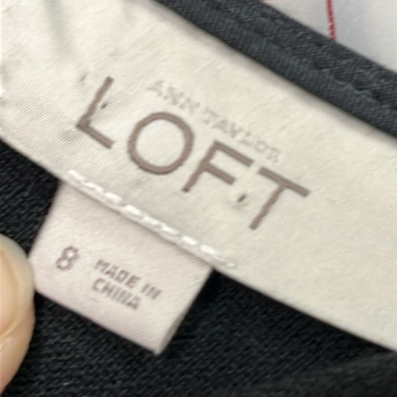 LOFT Cap Sleeve Scoop Neck "Little Black Dress"  Two Pocket Career Dress SZ 8 - Picture 5 of 14